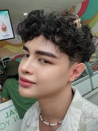 put 'em in your mouth, pull 'em all down south