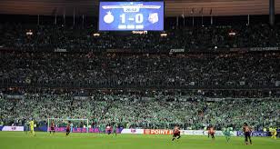 Football en direct vous propose plus de 1000 ligues, équipes et 10.000 100.000 joueurs originaires de pays partout dans le monde. Asse Psg Ol Psg 5000 20 000 80 000 Combien De Supporters Pour Les Finales