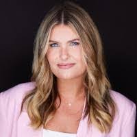 Mercedes Todd's Instagram, Twitter & Facebook