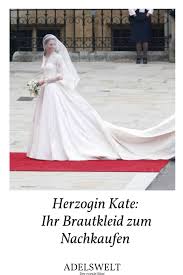 Ihr hochzeitskleid verbarg eine geheime message. Nach Der Hochzeit Von Herzogin Kate Traumten Weltweit Unzahlige Braute Davon In Ihrem Brautkleid Zu Heiraten Doch Das Origin Herzogin Kate Brautkleid Herzog