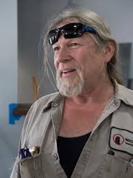 Police escort Michigan Seamless custom-made rails to South Lyon Hotel