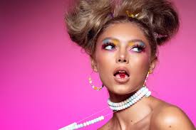 Jackie Riley's Instagram, Twitter & Facebook