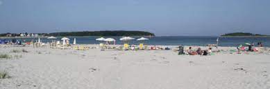 Spring time in goose rocks beach is charming. Goose Rocks Beach Maine Lodging Resorts Inns Bed And Breakfasts Kennebunkport Maine Hotel And Lodging Guide