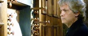 Frédéric Munoz à l'orgue de la cathédrale Saint-Théodorit d'Uzès