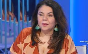 Последние твиты от michela murgia (@kelleddamurgia). Otto E Mezzo Michela Murgia E La Bomba Su Ciro Grillo Quel Video Sta Girando Ecco Cosa Significa Il Piu Grave Dei Sospetti Libero Quotidiano