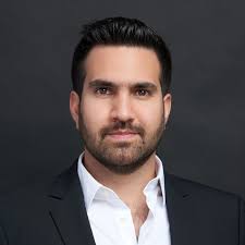 Javier Motta's Instagram, Twitter & Facebook