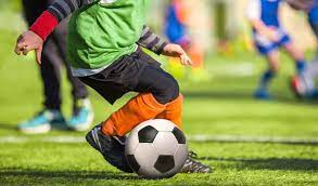 Voetbal!.iedereen is er dol op. Hoe Kinderen Vanaf Woensdag Weer Kunnen Voetballen Voetbalnieuws Uit De Regio Altijd Actueel