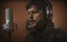 Experience Timeless Rock Pop with David Goundry's Captivating Single Coming  Right At You