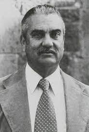 Robert Volo's Instagram, Twitter & Facebook