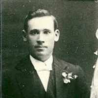 William John McKenzie (1887–1963) • FamilySearch