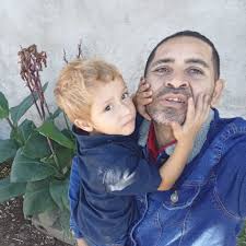 Feliz año 2026 amigos, amigas. Familia, compañeros y compañeras maestros  les deseamos Mi esposa Leysi Tunche Alvarez de Alvarez, Roger Amilcar  Alvarez Salazar e hijos gracias por todo el apoyo brindado en