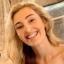 Leanne Gregory's Instagram, Twitter & Facebook