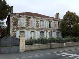 Hotel Dit De Baleste Ou Maison Portier A La Teste De Buch Gironde A L Origine Possession De Gerard De Caupos Baron D Andernos L Hotel En 2020 Maison Hotel Andernos