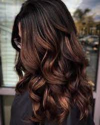 Celebrity Colorists Say These Are The Most Flattering Caramel Hair Colors Take A Look Inside T In 2021 Hair Color Caramel Brunette With Blonde Highlights Caramel Hair