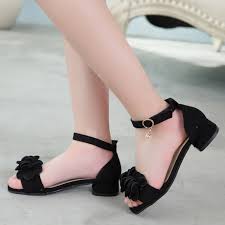 Flowers Girls Sandals 2019 Beach Children S Shoes Princess Kids Sandals Summer Shoes Girl High Heels 4 5 7 8 9 In 2020 Girls High Heels Girls Shoes Teenage Girly Shoes