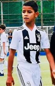 Born 5 february 1985) is a portuguese professional footballer who plays as a forward for serie a club. Cristiano Ronaldo To Sign For Sporting The Portugal News