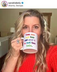 Amanda Bonnell (@amanda.bonnell) • Instagram photos and videos