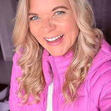 A new water front with a hotel, souvenir shops, restaurants and tourism  operators is planned. The entire western side of the container terminal  will get a pedestrian esplanade for cycling jogging and