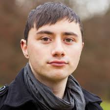 Stream Michael Longden music