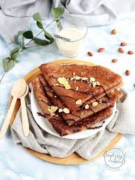Les Crepes Choc Amandes Petit Bec Gourmand Crepes Nutella Recettes Sucrees Dessert