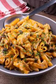 Life's full of hard choices aint it? Easy Pasta Da Vinci Best Homemade Copycat Cheesecake Factory Da Vinci Pasta Recipe Dinner Lunch Quick Simple