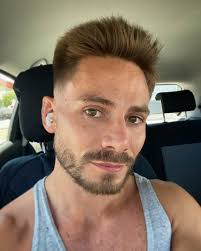 zaifos is a workhorse with many interests. But she also has a busy social  life and loves to go out wining and dining with friends. If you think your  social life, going