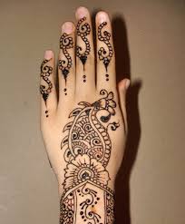 Or you are calling in sick and you can't touch water with your bare hands. 58 Gambar Henna Wajah