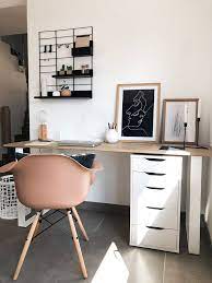 Bureau un coin bureau pratique avec un coin dans lespace nuit. Amenager Un Coin Bureau Dans Un Salon La Boutique Du Bois Idee Deco Bureau Bureau A Domicile Deco Bureau