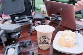 Pelangi cafe and resto menyajikan konsep yang etnik sekaligus kekinian. Pelangi Cafe Resto Sentul Bogor Lengkap Menu Terbaru Jam Buka No Telepon Alamat Dengan Peta