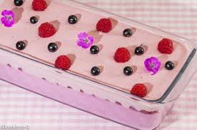 Voila Une Mousse Ou Vous Alternez Le Gout Cassis Et Le Gout Framboises Vous Pouvez Mener Les Deux Pre Mousse De Fruits Rouges Mousse Fruit Recettes De Mousse