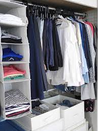 引き出し収納 vs 吊るす収納 使いやすさを優先したクローゼット収納とは 片づけ収納ドットコム クローゼット 収納 収納 収納 アイデア