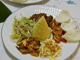 Kiriman tumpeng ulang tahun ibu farida hanum yang nyaris salah jadwal., karena pesennya jauh sebelum puasa, pas hari h nya bingung. Nasi Tumpeng Mini Individual Nasi Tumpeng Nasi Tumpeng Mini Tumpeng Mini Nasi Tumpeng