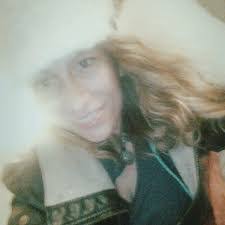 Helen Laster's Instagram, Twitter & Facebook