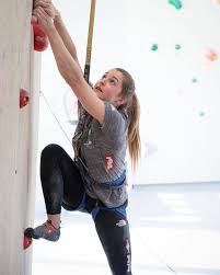 When she reached it, only one climber was left: Jessica Pilz Facebook