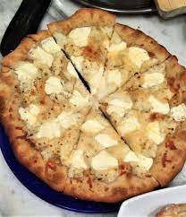 mashed potato pizza max s kitchen and garden mashed potato pizza potatoes mashed potatoes