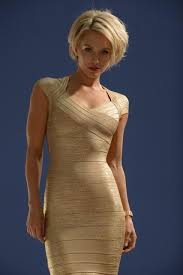 We provide easy how to style tips as well as letting you know which hairstyles will match your face shape, hair texture and hair density. 40 Nicky Whelan Ideas Nicky Whelan Short Hair Styles Hair Styles