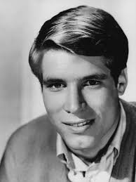 On this day June 8, 1944 actor Don Grady was born (died June 27, 2012). He  was known foremost as one of the Mickey Mouse Mouseketeers and as Robbie  Douglas