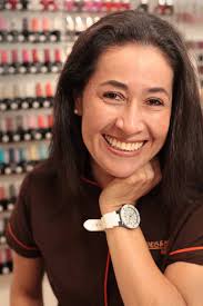 情熱家の美容師、ハスミン ⋆ コスタリカから日本へ： 魔女の便り