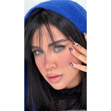 لنز آبی نیبلی رگه دار وایلد بلو لیزا