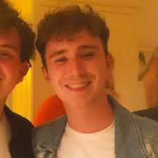 Ryan Noone (@ryannstephen)