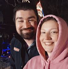 I love my new alternate wedding band! 🤌🏻💋🥹 I've found my people in this  group!