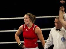 Price edged out rival nouchka fontijn on split decision despite having a point taken away. Fontijn Smeekt Boksbond Om Partner Als Coach In De Hoek Andere Sporten Ad Nl