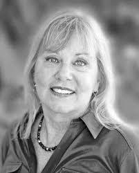 Penny Weiss's Instagram, Twitter & Facebook