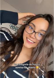 Odalis López (@odalopez29)