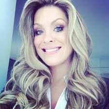 Currently, she is a presenter of sports program on the band tv. Fa Clube Renata Fan Photos Facebook