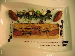 Need some dinner party ideas for entertaining friends and family? Three Simple Starter Ideas For Your Dinner Party Sainlo Events