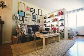 Jacqueline Clair S Nyc Studio Tour The Everygirl Studio Living Studio Apartment Decorating Nyc Studio
