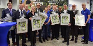 Wir freuen uns auf ihren besuch. Rhein Erft Kreis Elsdorf Volksbank Sagt Danke Die Bank Feiert Ihr 125 Jahriges Jubilaum Rheinische Anzeigenblaetter De