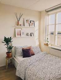 Vsco Chynamcghee Apartment Bedroom Decor Apartment Decorating College Bedroom College Bedroom Apartment