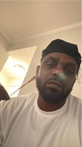 Are there any mobile braiders available for this style?